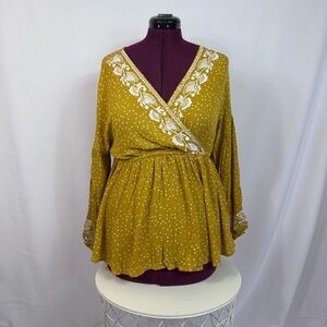 Hailey & Co Mustard Yellow Embroidered Peplum Blouse Polka Dot Size Small NWT